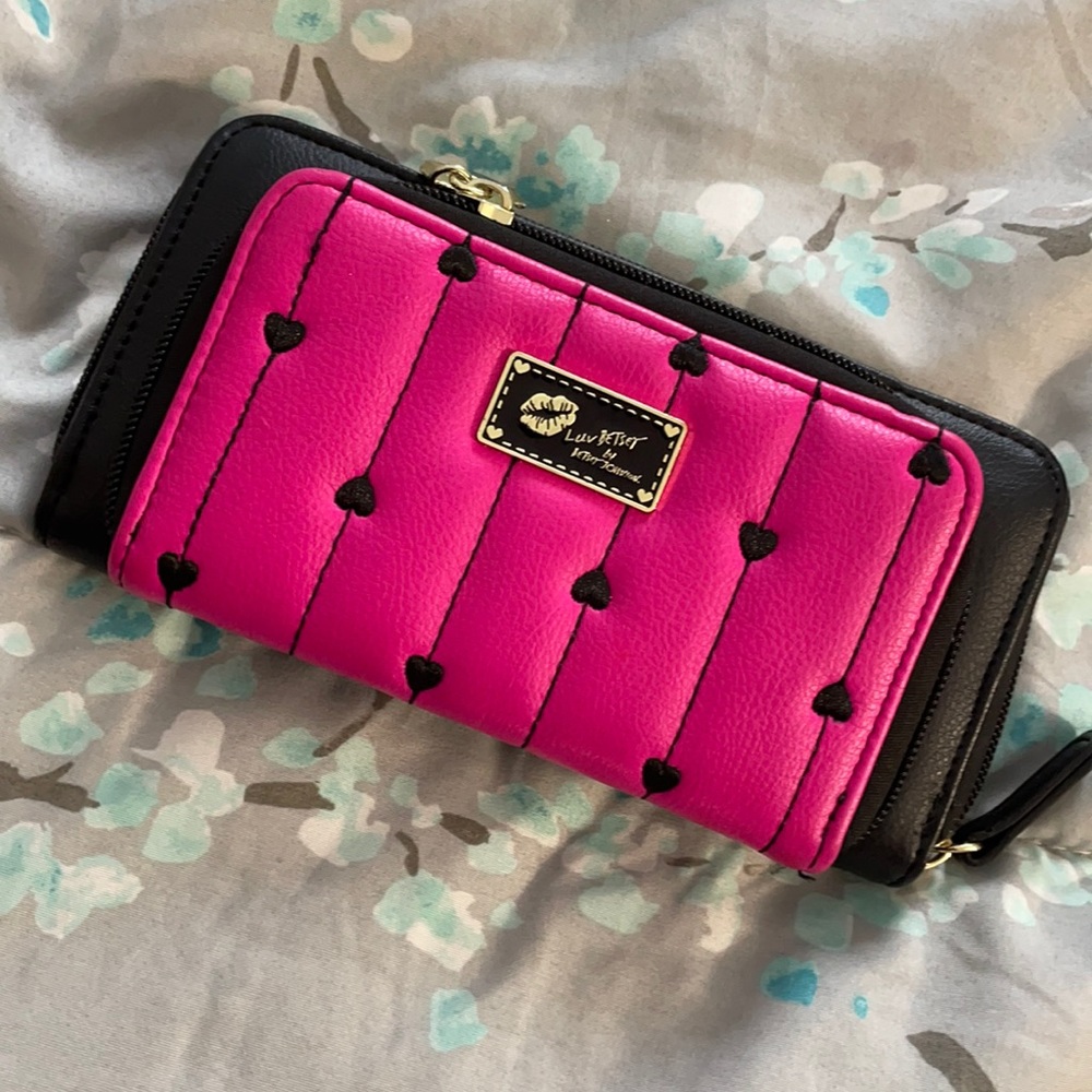 Betsy Johnson wallet